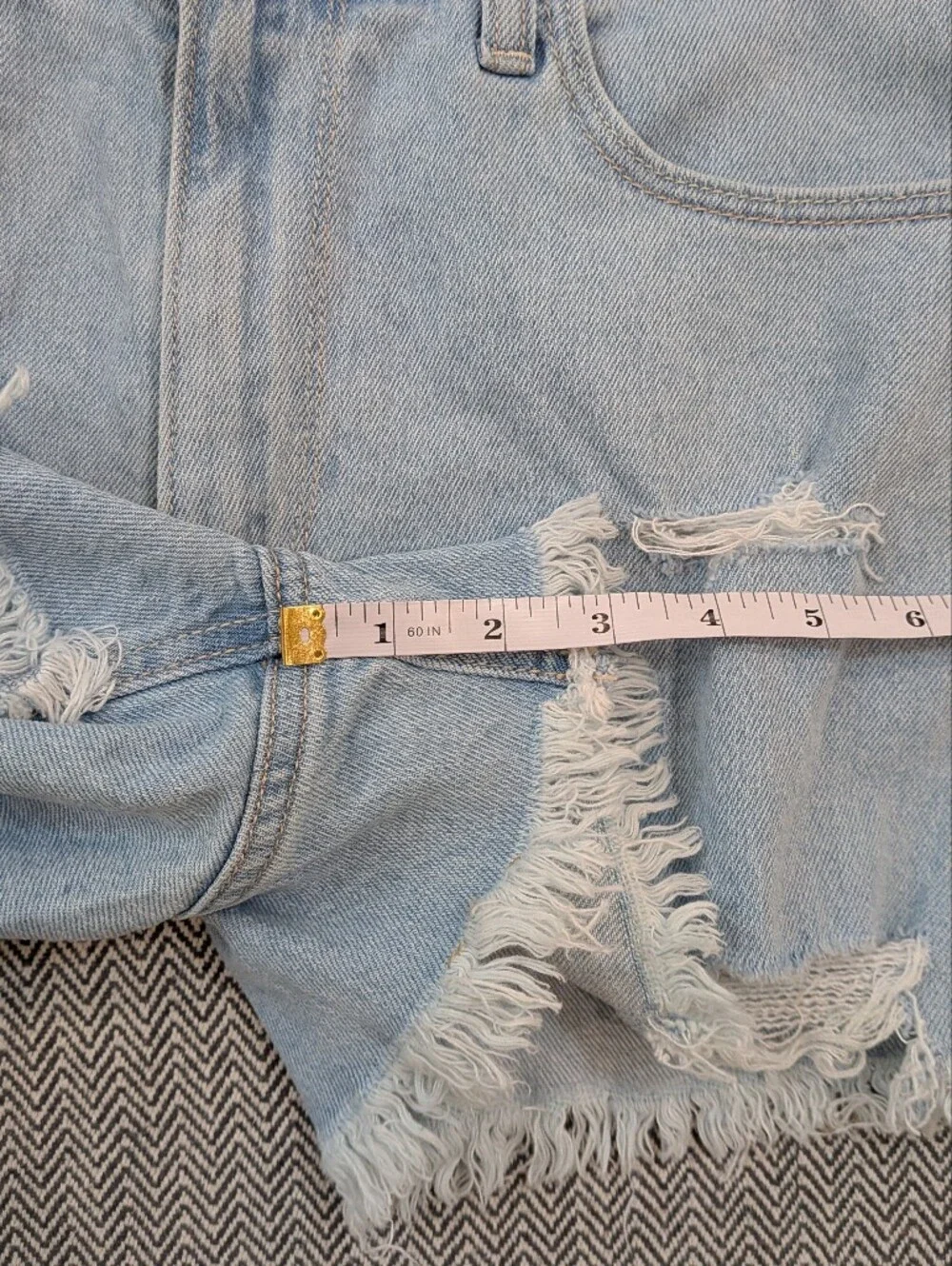 NWT Light Blue Distressed HighRise Mom Shorts Hollister (2) Denim Summer Classic - Picture 5 of 8
